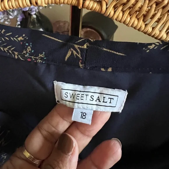 Long sleeves floral maxi dress - Picture 6 of 7